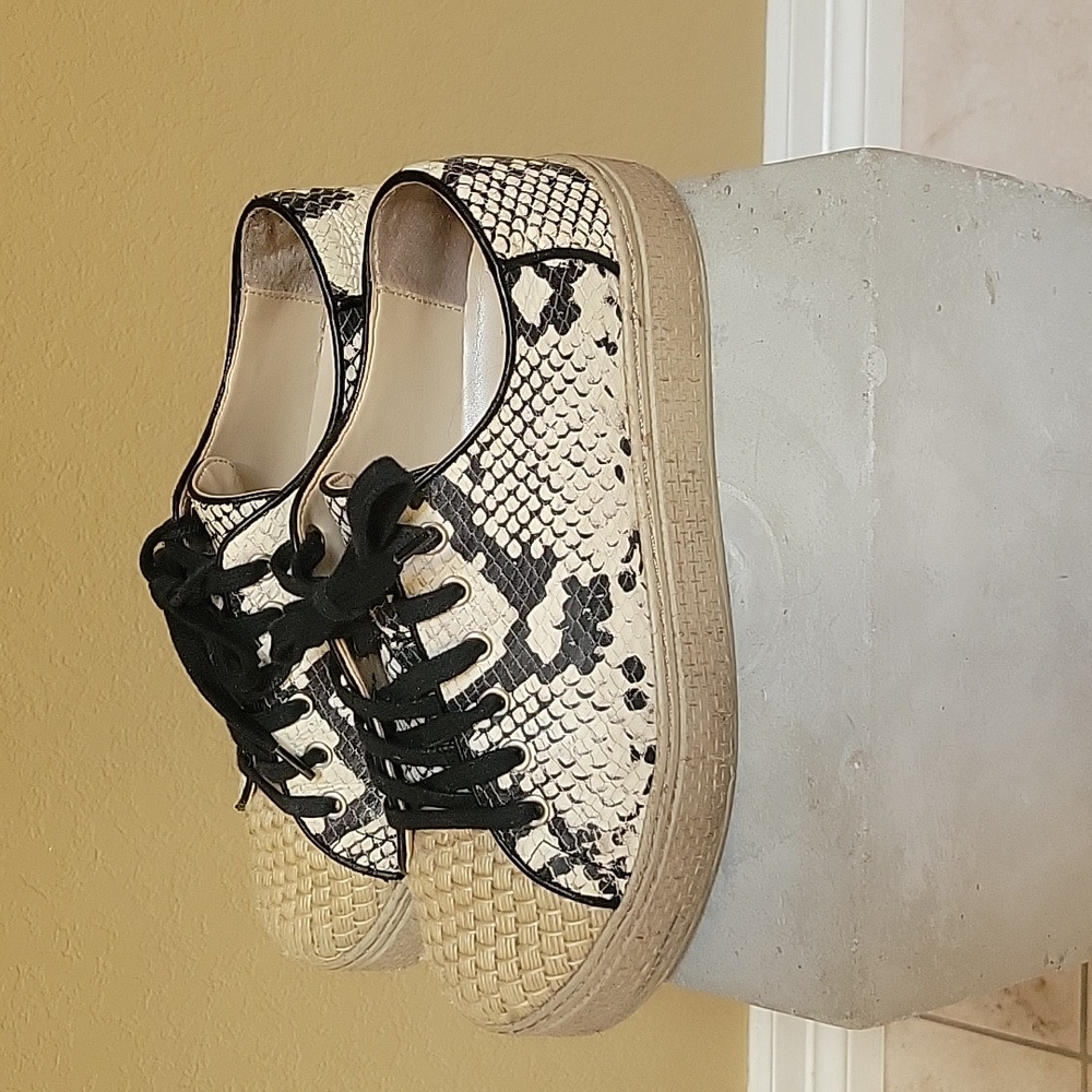 Vince Camuto snakeskin leather stitched jute, platform tie shoes  rubber jute 7